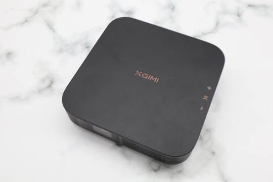 投影儀什么牌子好 數(shù)碼博主盤(pán)點(diǎn)投影儀排行榜top5